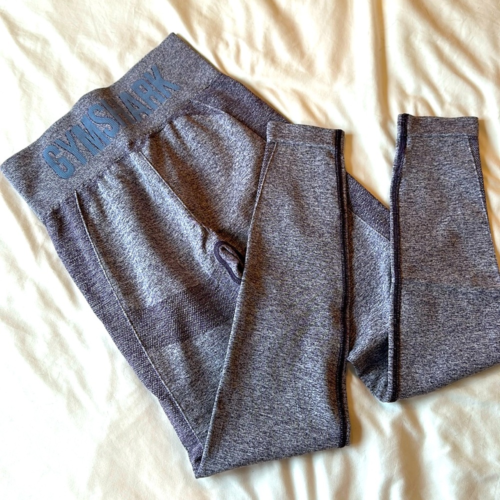 Purple gym shark leggings - squat proof